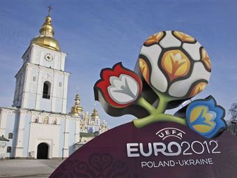 Скандал: Украина и Польша могли получить Евро-2012 путем подкупа