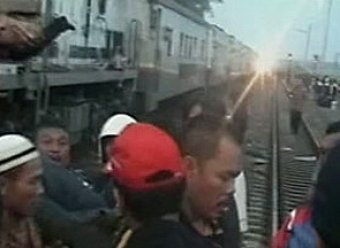 Две железнодорожные катастрофы на Яве: более 40 погибших