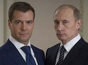 Увольнение Лужкова помогло Медведеву сравняться с Путиным