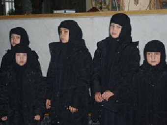 Старейший монастырь в России обвиняют в пытках и истязаниях детей