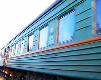Близнецы-токсикоманы бросились под поезд в Подмосковье