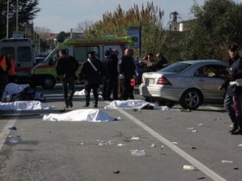 Страшное ДТП в Испании: водитель сбил насмерть семь велосипедистов