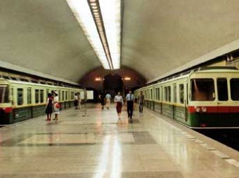 В московском метро появился первый пункт досмотра пассажиров