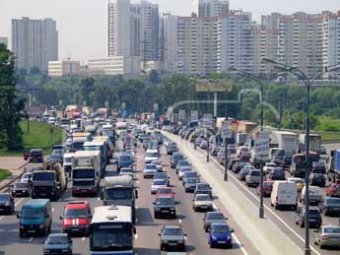 Транспортный налог в Москве могут повысить в 7-8 раз