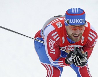 Россиянин Алексей Петухов выиграл лыжный спринт на этапе Кубка мира