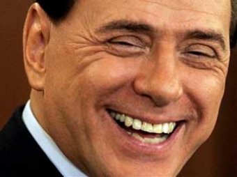 Секс-скандал довел Берлускони до суда