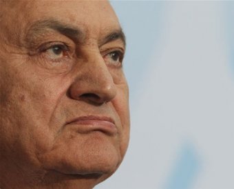 СМИ: экс-президент Египта Хосни Мубарак впал в кому