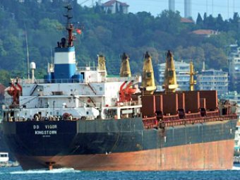Власти Шри-Ланки задержали судно из РФ: экипаж подозревают в попытке убийства механика
