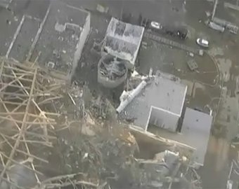 Опубликованы уникальные кадры с вертолета, облетевшего "Фукусиму-1"