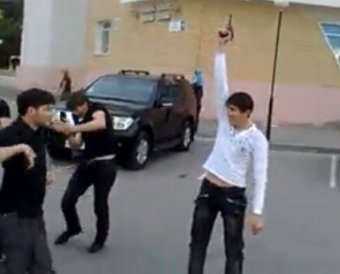 В Москве группа кавказцев, устроивших танцы, расстреляла наряд полиции