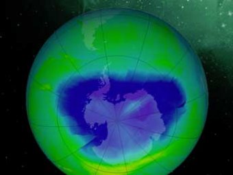 Над Северным полюсом образовалась гигантская озоновая дыра