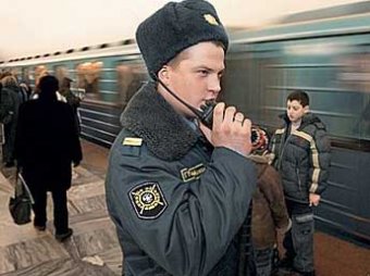Столичных полицейских лишили права на бесплатный проезд в метро