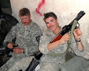 The Rolling Stone опубликовал новые фото издевательств американских военных над афганцами