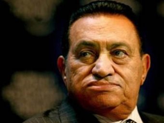 СМИ: Хосни Мубарака посадили под домашний арест