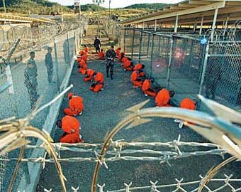 Тюрьму Гуантанамо обвиняют в проведении опытов над заключенными