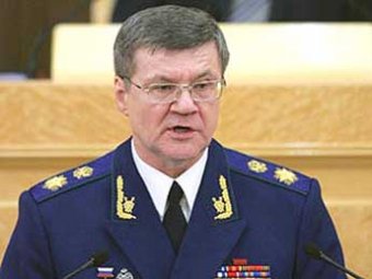 Юрий Чайка ответил за сына и «войну компроматов» перед сенаторами