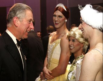В интернет просочились танцы принца Чарльза: наследник престола выдал брейк-данс