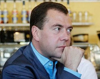 Атаки на Живой Журнал возмутили Медведева