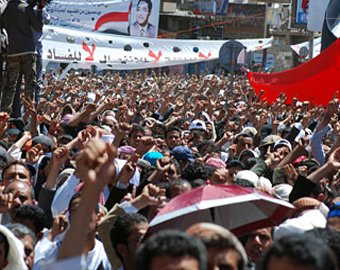 Президент Йемена согласился на передачу власти
