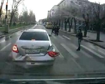 В Волгограде задержан водитель маршрутки, таранивший авто ради эффектного видео