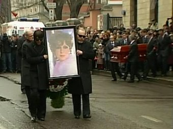 СМИ: похороны Людмилы Гурченко оплатил Тайванчик