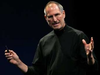 Стив Джобс прокомментировал слухи о том, что iPhone и iPad следят за своими владельцами