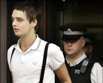 Скандального рокера посадили на полгода за наркотики