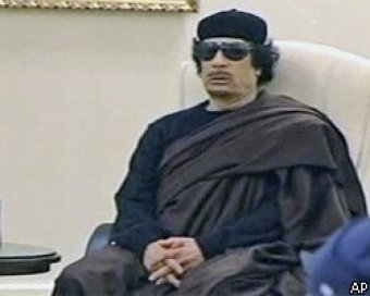 Каддафи впервые показался на публике после гибели сына