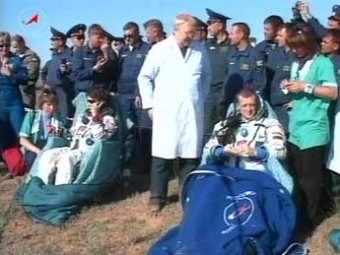 С МКС благополучно вернулись три космонавта и мухи-дрозофилы
