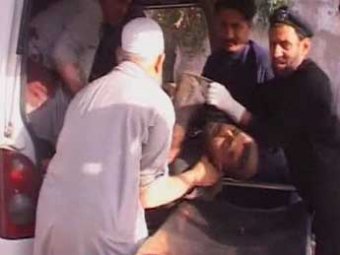Несколько смертников взорвали себя в столице Пакистана: убито около 70 человек