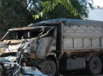 В Саратове КамАЗ протаранил автобус: 4 погибших, 24 раненых