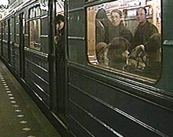 В петербургском метро на платформе машинист застрелил коллегу