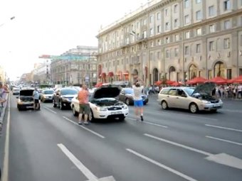 В Белоруссии автомобилисты подняли бунт против повышения цен на бензин