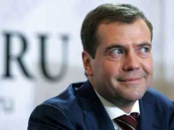 Медведев может сорвать съезд "Единой России"