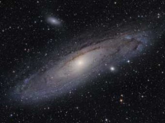 Астрономы разглядели символ бесконечности в центре Галактики