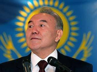 СМИ: Президенту Казахстана в немецкой клинике сделали операцию на предстательной железе