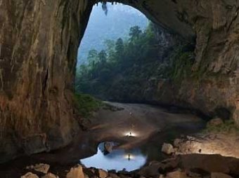 Спелеологи открыли во Вьетнаме самую большую пещеру в мире