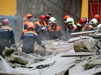 Во Владивостоке обрушился 5-этажный жилой дом