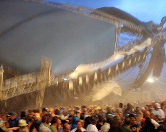 Ветер обрушил сцену на ярмарке в штате Индиана, 4 погибших, 43 пострадавших
