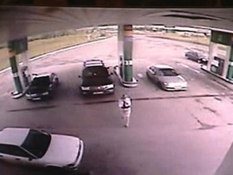 В Красноярске мужчина угнал машину с детьми