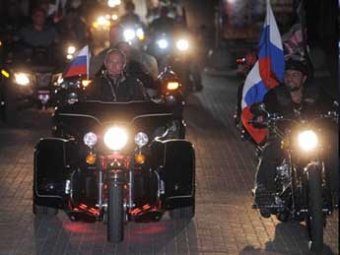 СМИ: Путин и его «братья»-байкеры нарушили ПДД на 25 тысяч рублей