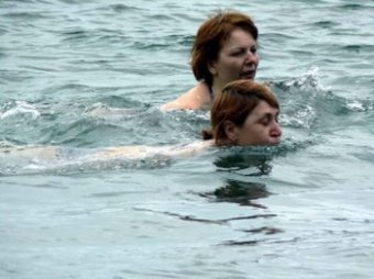 Во время соревнований на Алтае утонула пловчиха