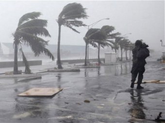 "Ураган века" грозит Нью-Йорку затоплением. 2 млн человек эвакуируются