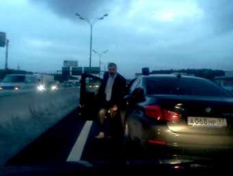 В Москве VIP-водитель напал на активиста «синих ведерок»