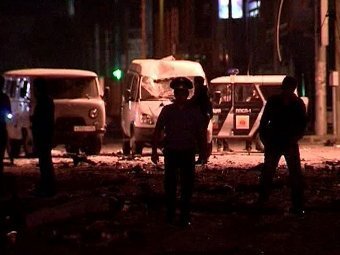 Двойной теракт в Махачкале у здания МВД: погиб подполковник полиции, 60 раненых