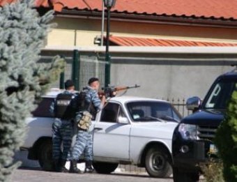 В Одессе убийц милиционеров штурмовали с минометами и бронетехникой