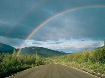 Фотограф из Германии впервые в истории сфотографировал четверную радугу