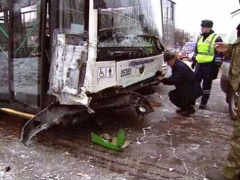На Рублевке рейсовый автобус протаранил пять машин