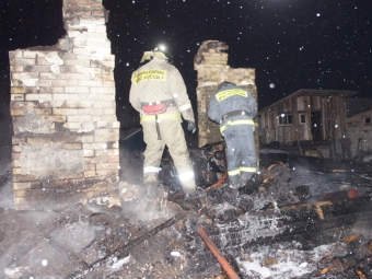 При пожаре в жилом доме в Чувашии погибли трое детей