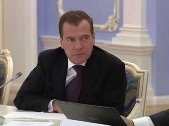 Медведев признался, что «по-тихому» ездит по Москве
